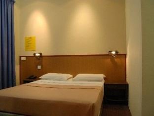 Hôtel Madras Eminence à Singapour Extérieur photo